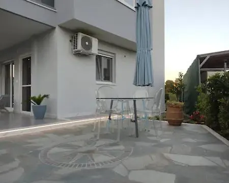 F & B Summer Collection - Kassandra - Apartment *